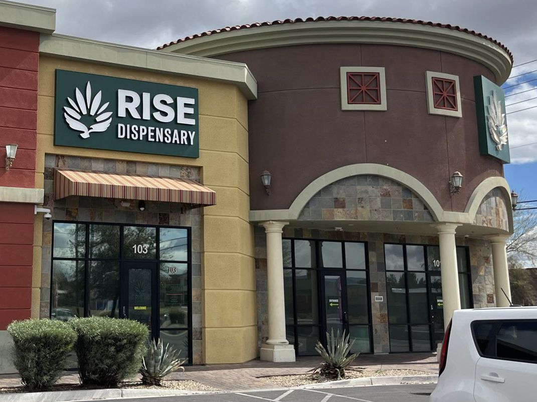 Smart Lockers Revolutionize Cannabis Retail with Secure, Contactless Pickup